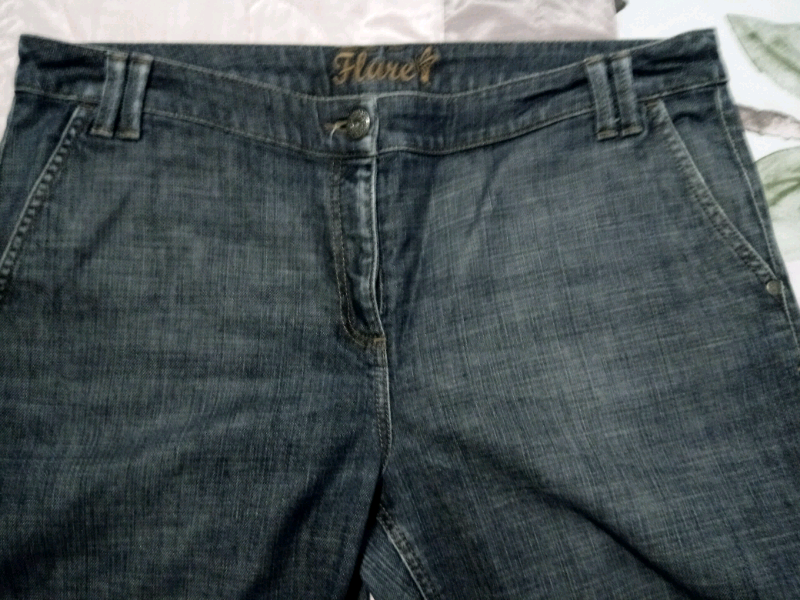 LADIES DENIM JEANS SIZE 